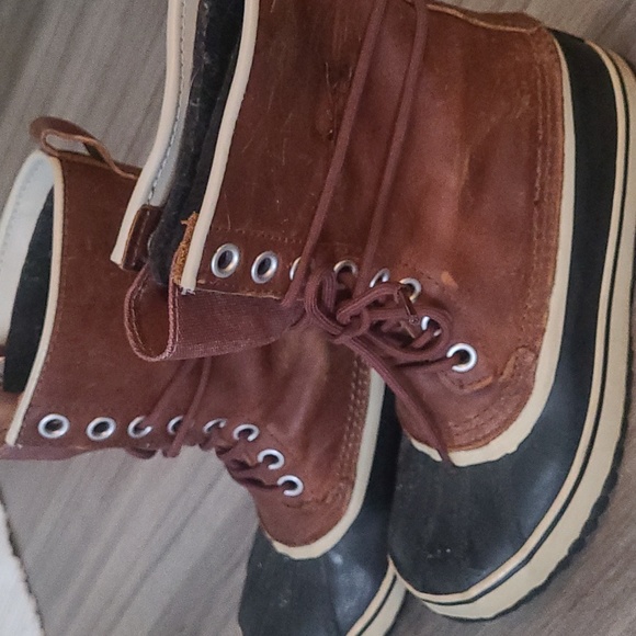 SOREL Caribou BROWN BOOTS - Picture 4 of 4